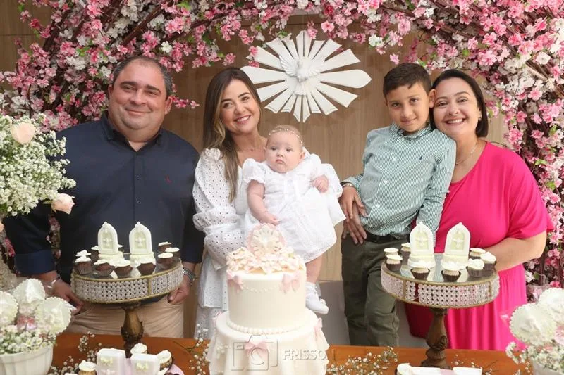 Adriano Maia, Nathalia Franco, Sofia, João Vitor, e Milena Maia