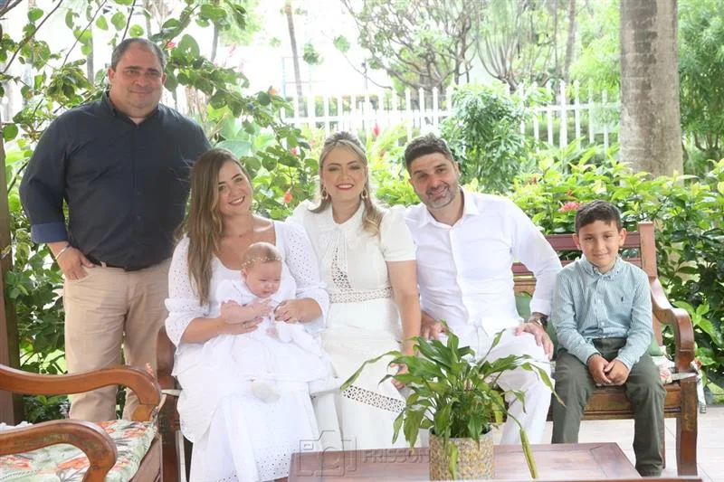 Adriano, Nathalia Franco, Sofia, Marcella, Fabio e João Vitor Maia