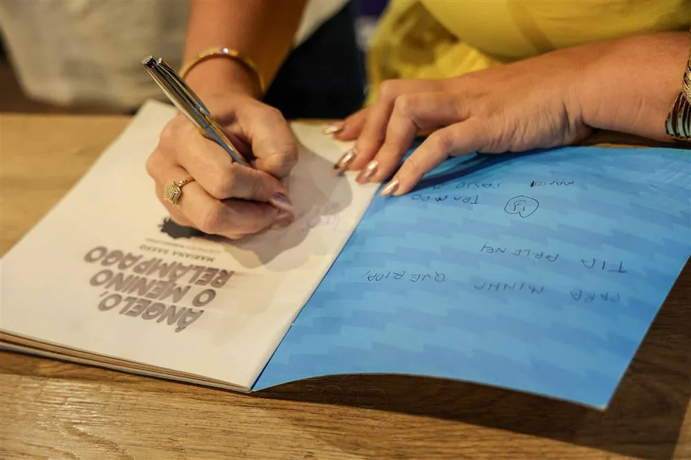 Lançamento livro Ângelo O Menino Relâmpago