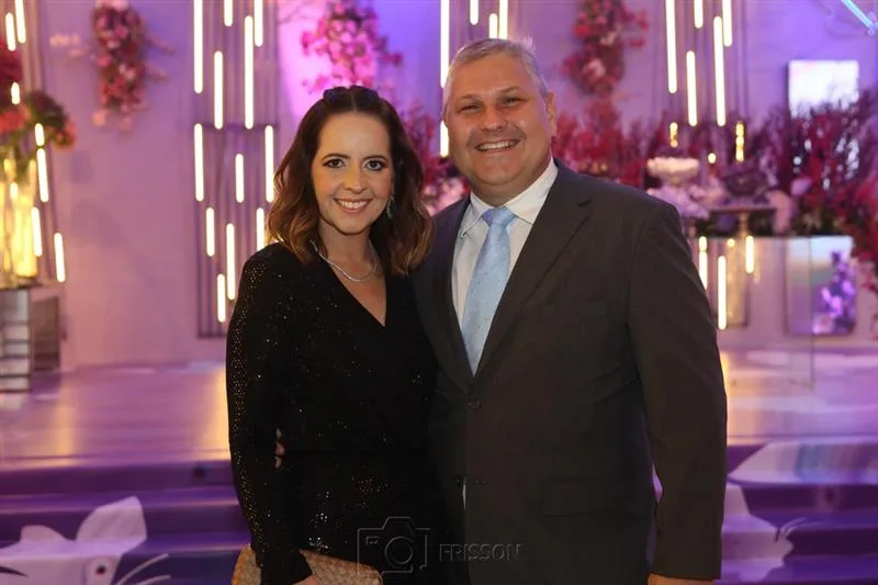 Aline e Carlos Henrique Veras