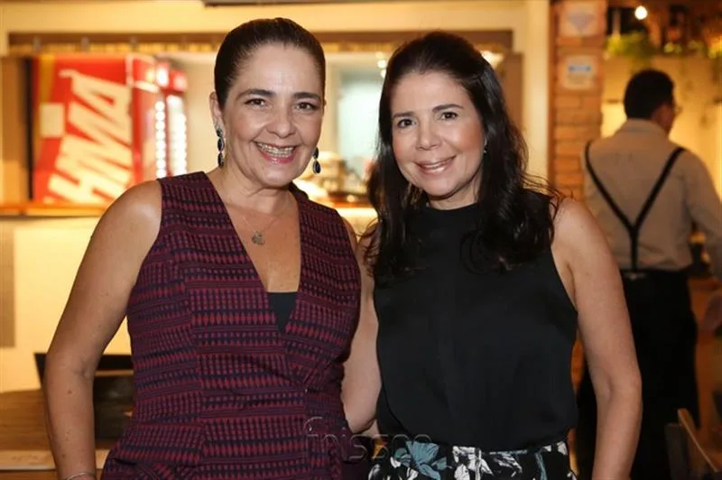 Giana Studart e Maria Lúcia Carapeba
