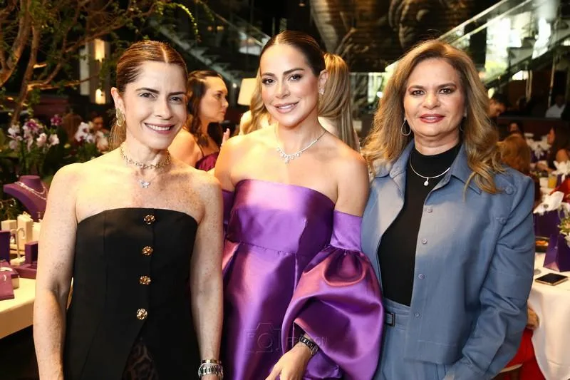 Carla Nogueira, Jamille Cruz e Germana Wanderley