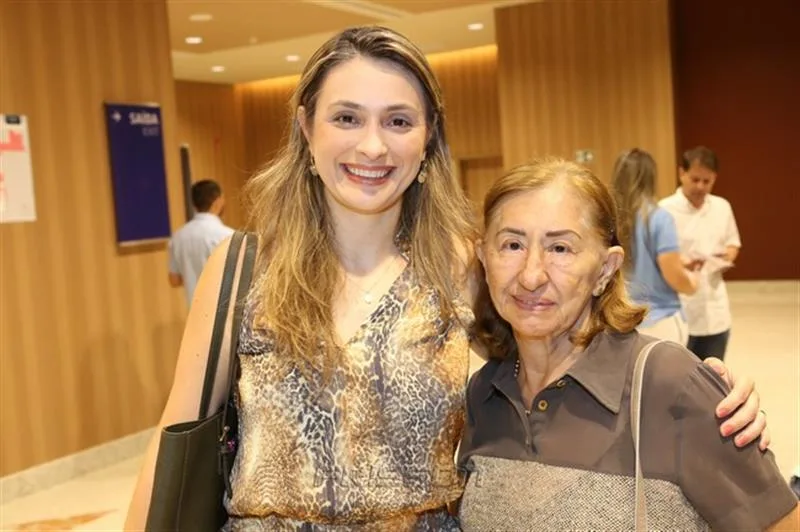 Ana Lima e Francisca Evengelista
