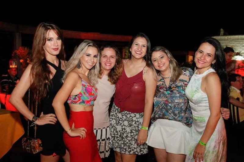 Amigas e Convidados