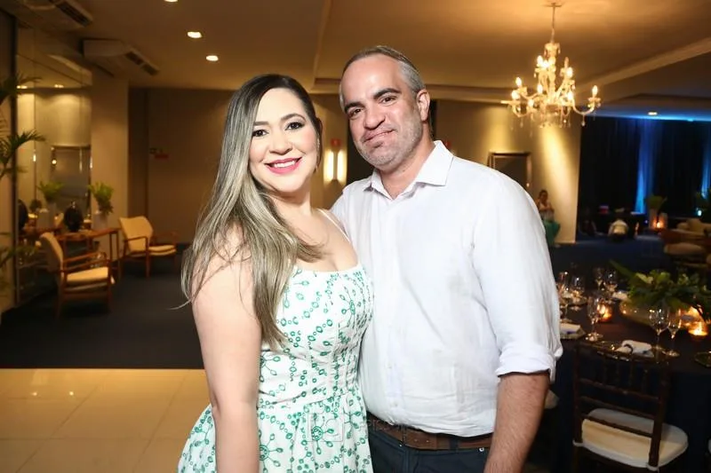 Alena Lima e Felipe Gomes