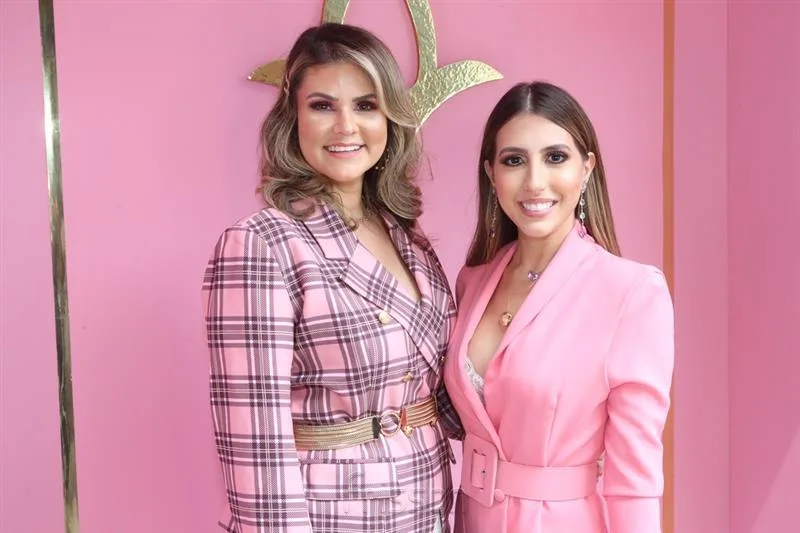 Carine Moreira e Tayra Romcy
