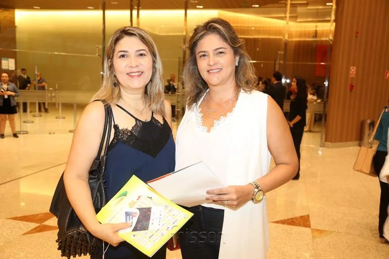Cristiane Freitas e Mônica Fontenele
