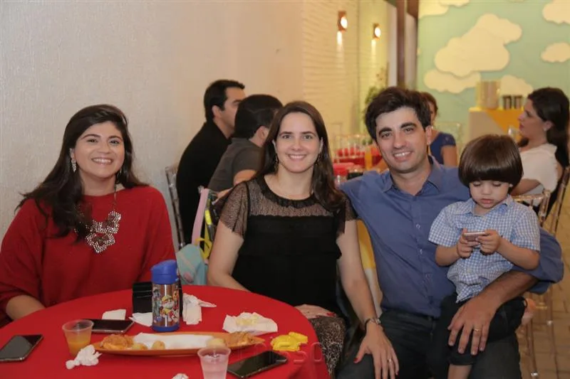 Ju, Antônio Melo e Arthur