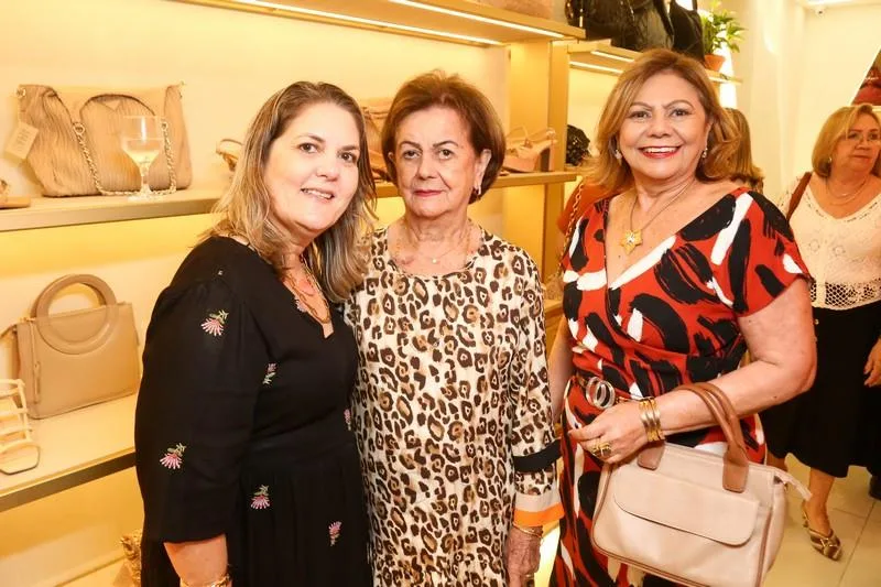 Aury Austregésilo, Regina Pontes e Auxiliadora Uchoa
