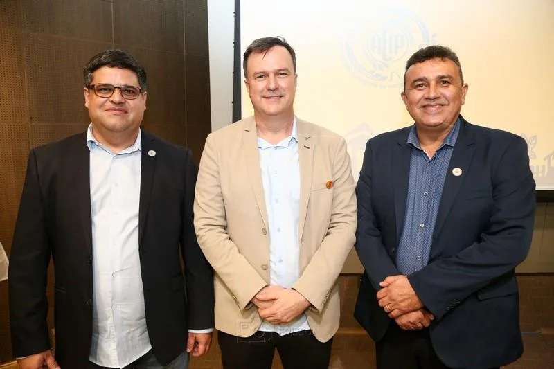 Ãngelo Nunes, Alex Martins e Fernando Fernandes