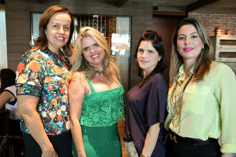 Isabel Gomide, Vasleska Rolim, Marília Vasconcelos e Deborah Nibon