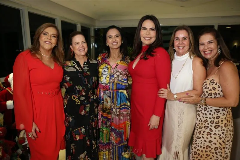 Ailza Ventura, Isabela Fonseca, Neuza Rocha, Andrea Rios, Desiree Montenegro e Genna Campos