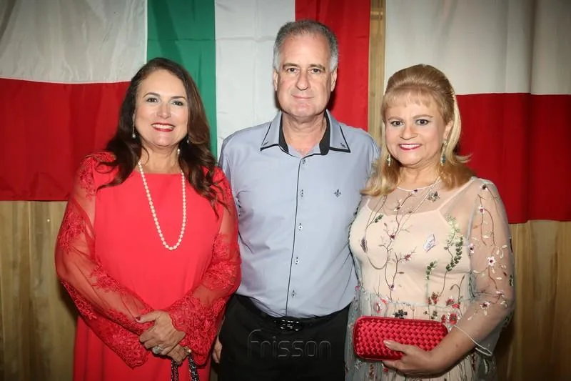 Ana Luiza, Arthur e Excelsa Costa Lima