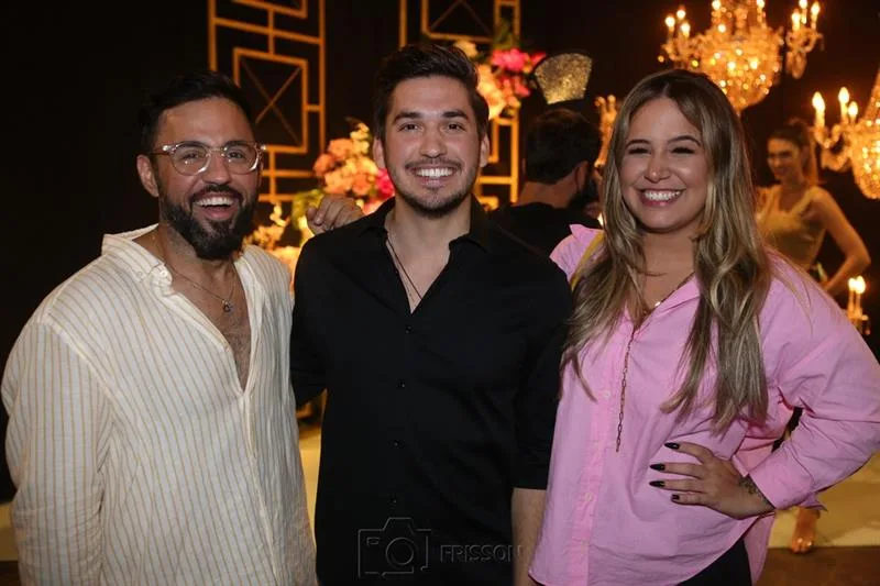 Cícero Medeiros, Bruno Parente e Larissa Meira
