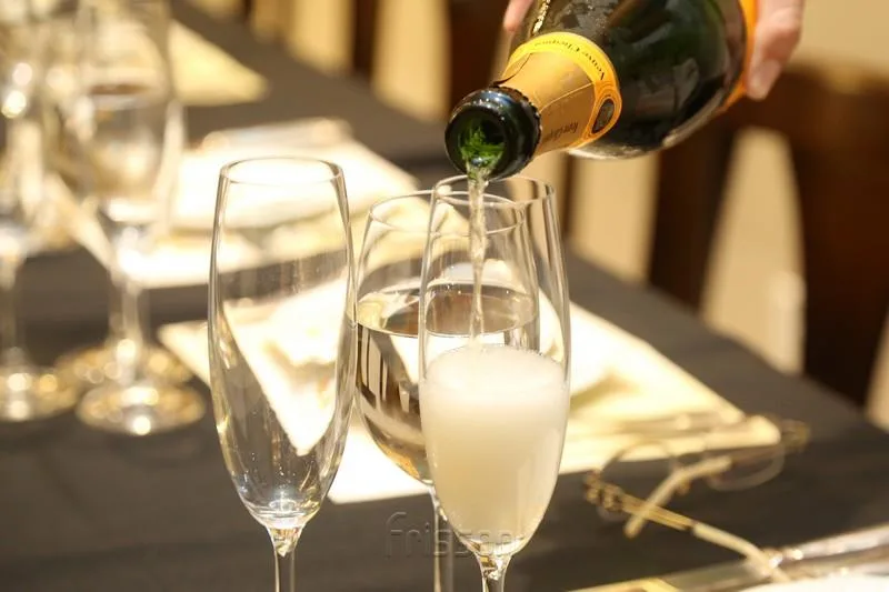 Champagne Tasting