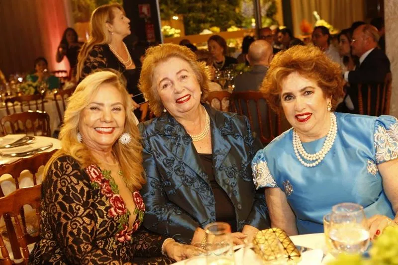 Betinha Sampaio, Gabriella de Castro, e Leda Maria