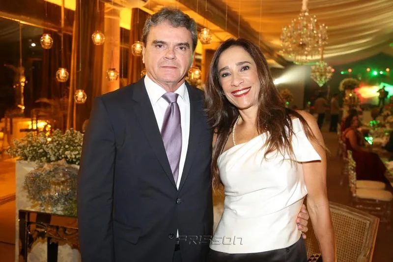 Antonio José e Elizabeth Carvalho