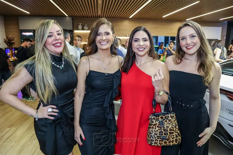 Carla Herbelly, Sandra Sampaio, Rafaelle Figueiredo e Hellem Andrade