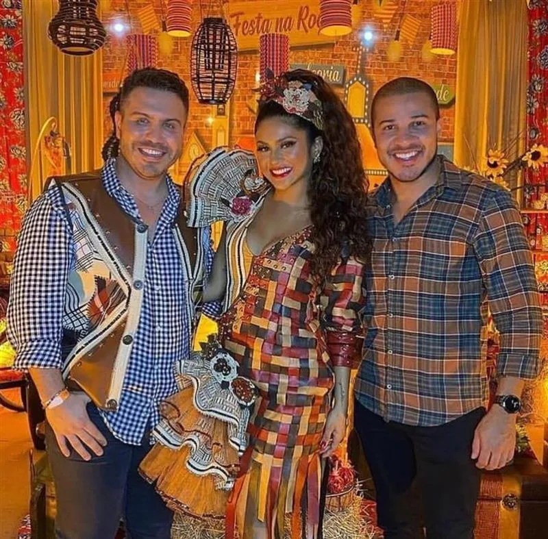 João Berlezi, Mileide Mihaile e Luiz Bispo