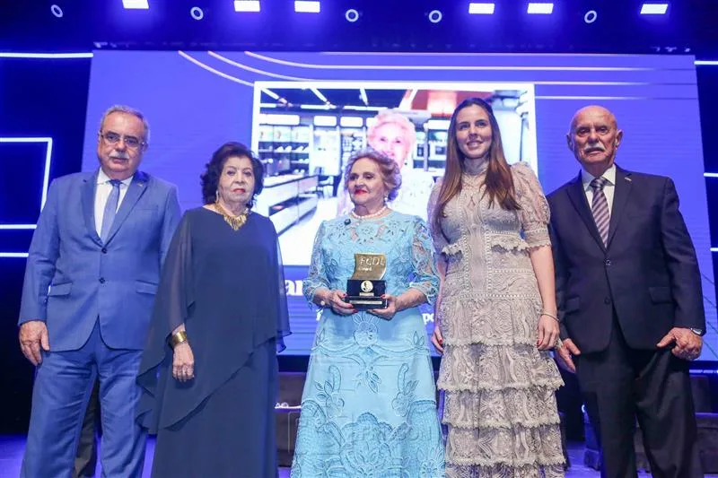 Assis Cavalcante, Edyr Rolim, Marlene Cabral, Jade Romero e Freitas Cordeiro