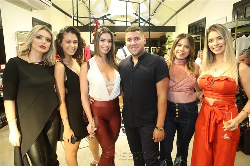 Clarisse Brasil, Suely Evans, Natasha Campos, Iury Costa, Natalia Silva e Anastácia Campos