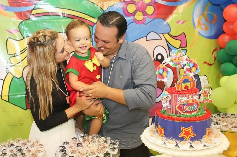 Ana Gabriela, Tomé e Charles