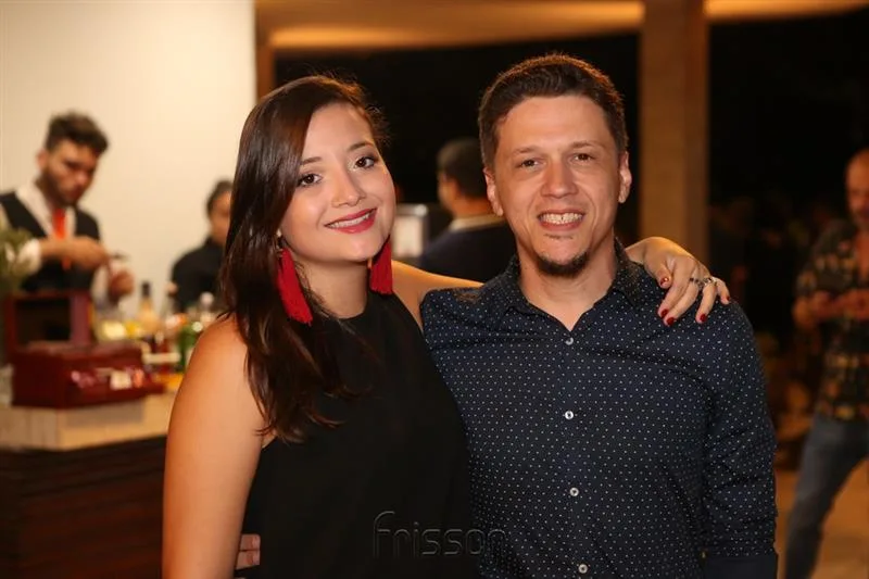 Bárbara Gomes e Jones Sampaio