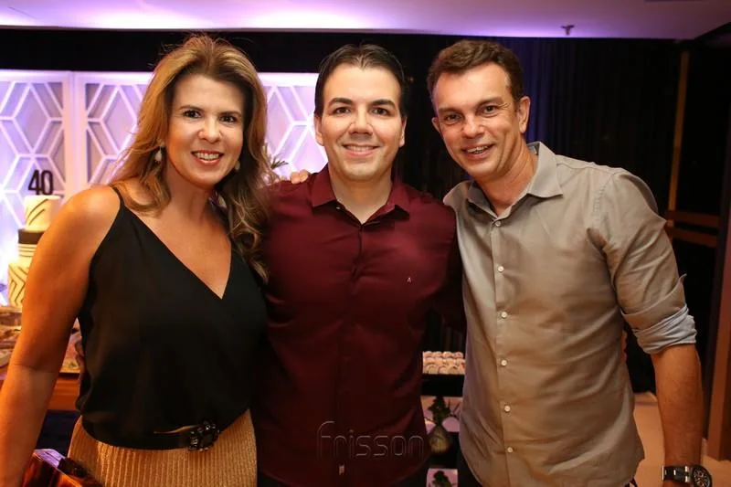 Alexandra e Fred Pinto com Gustavo Rocha