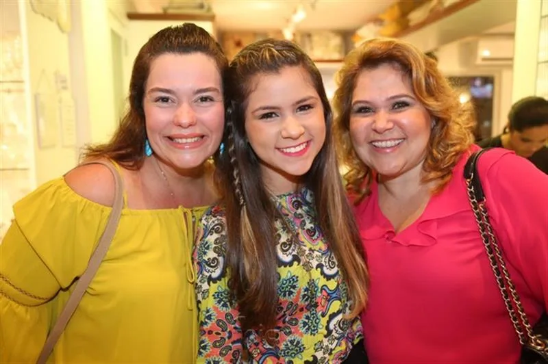 Ana Maria Santos, Mariana e Luciana Pacheco