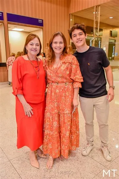 Ana, Tissiana e João Studart