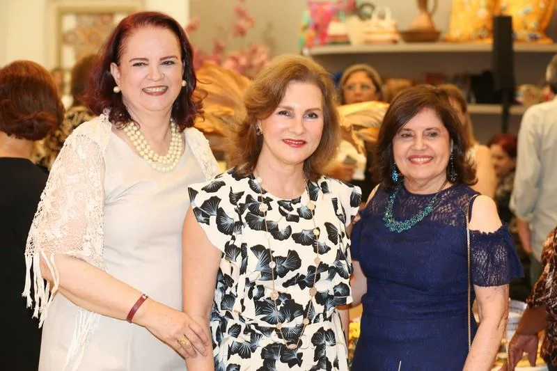 Ethel Whitehurst, Renata Jereissati e Rita Flavia Caracas