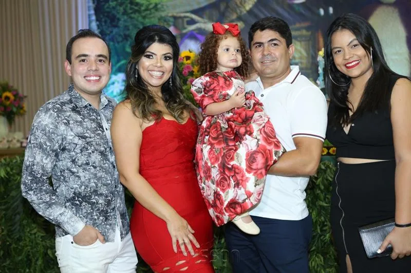 Alvaro Campos, Gigi, Maria Flor e Yara Soares