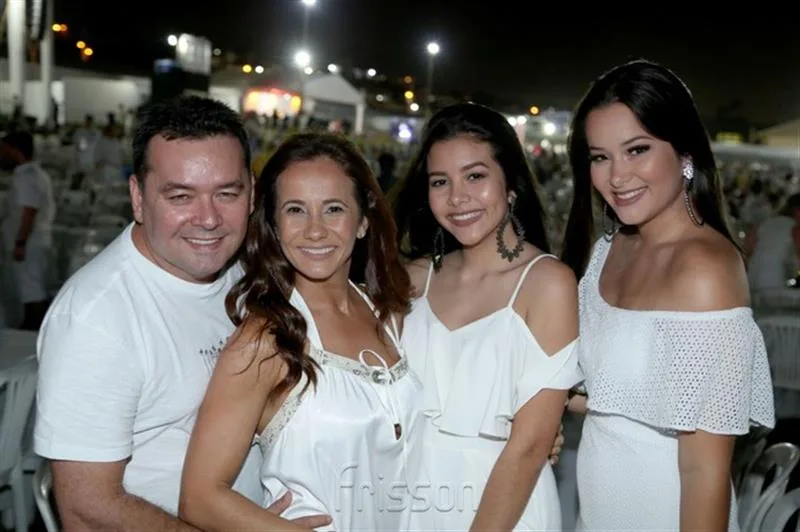 Edil, Kassia, Ester e Diana Costa