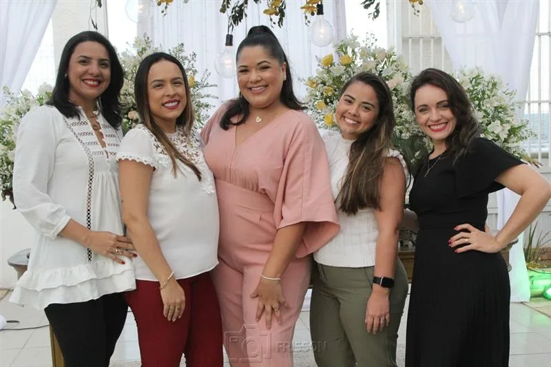 Amanda Vidal, Fernanda Frota, Janayna Santos, Jéssica Oliveira e Samia Moura