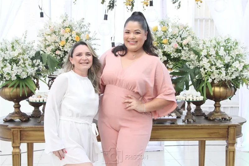Ana Paula Oliveira e Janayna Santos