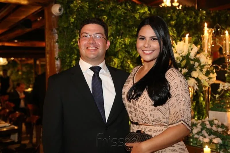 Abilio Nunes e Ariane Alves