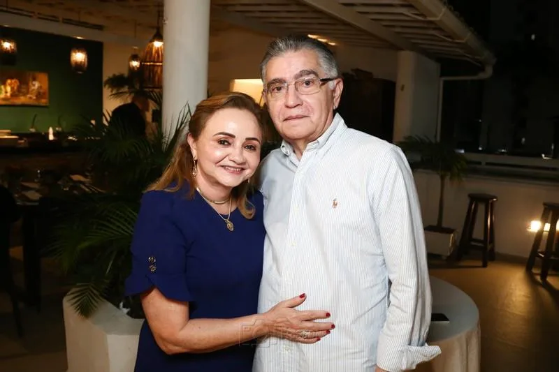 Eliane Novaes e Suetonio Mota