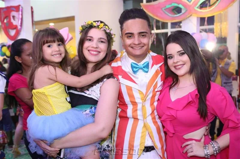 Bárbara, Priscylla Brasileiro, Felipe Araújo e Clara Ferreira