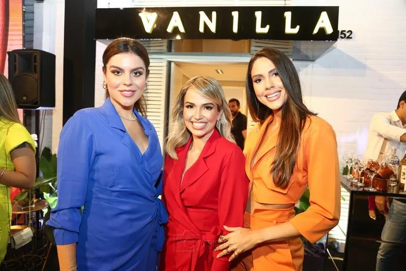Camila Nogueira, Wládia Cacau e Mirelle Vasconcelos