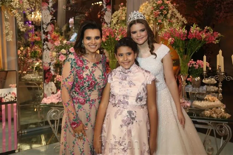 Ana Cristina, Pérola e Cristal Nogueira