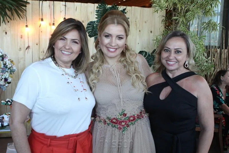 Aline Veloso, Natalia Varela e Laelia Melo