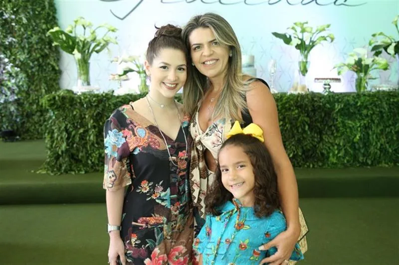 Amanda, Amalia e Maria Carolina Ribeiro