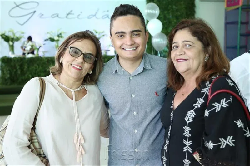 Ana Cecilia, Felipe e Clesia Araujo
