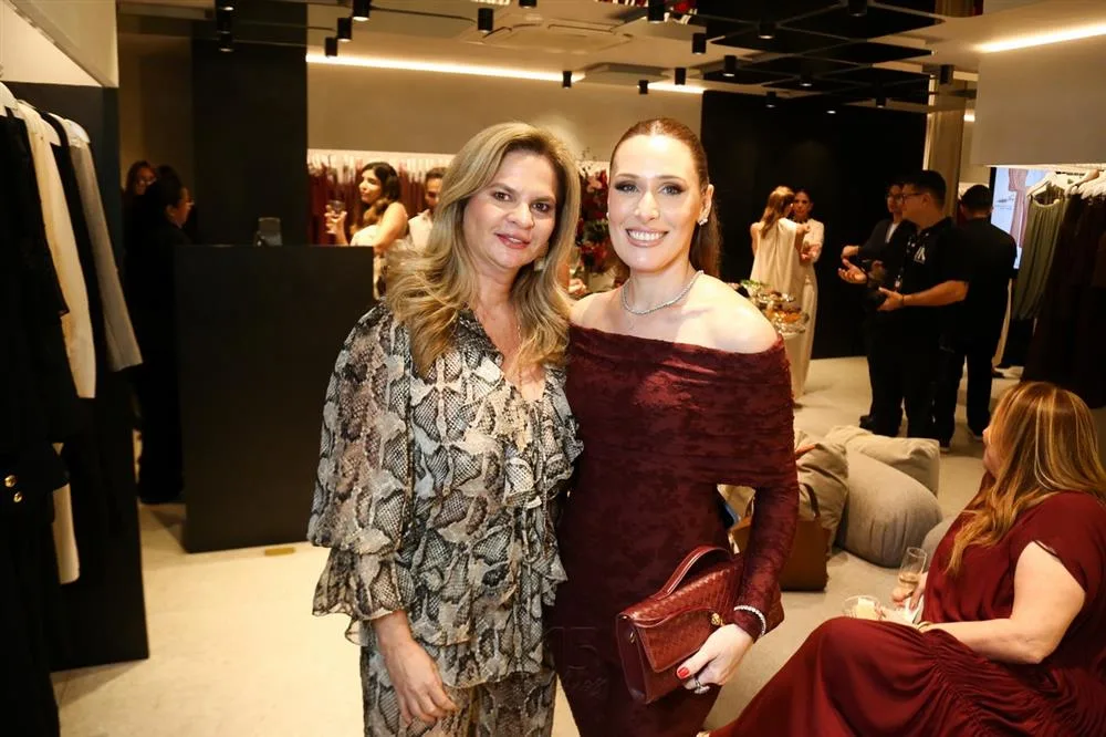 Germana Wanderley e Monique Sales