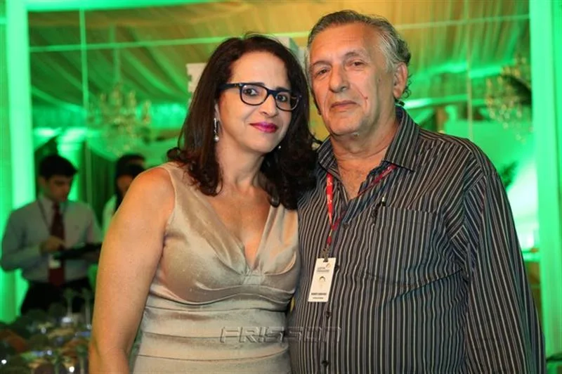 Ana Lúcia Torquato e Roberto Benevides