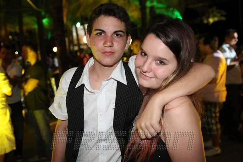 Alessandro Leonardy e Camila Mitheos