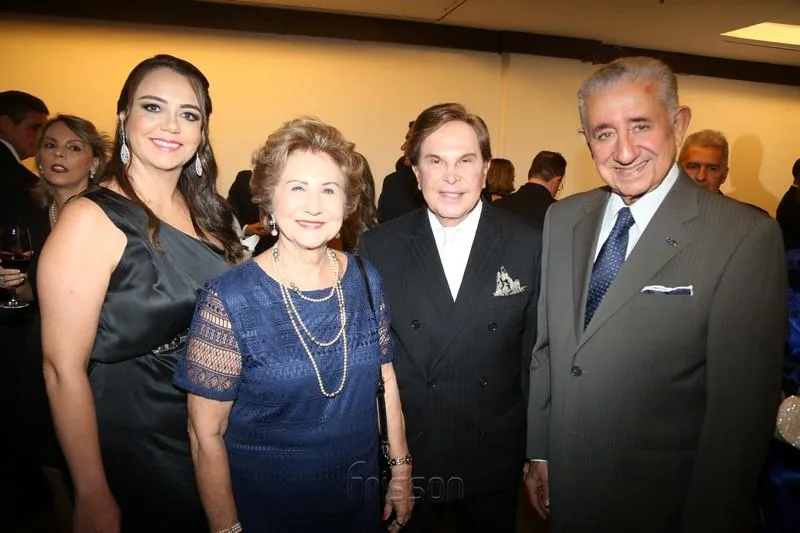 Daniela, Lúcia, Lázaro e Maurício Medeiros
