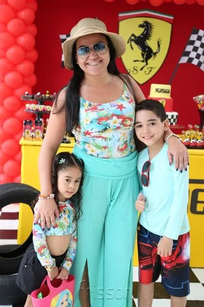 Alice, Evi e Arthur Braga