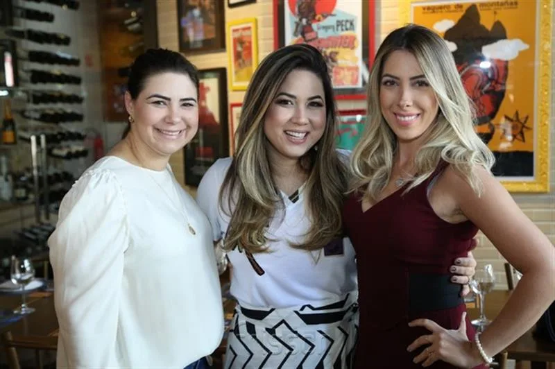 Ana Santos, Carol Yamazaki e Daniella Ponte