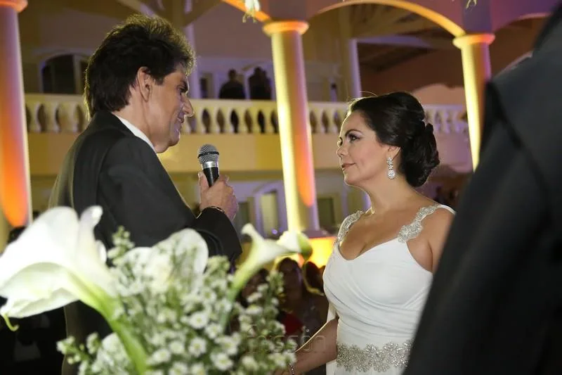 Aldemir Junior e Ana Pessoa